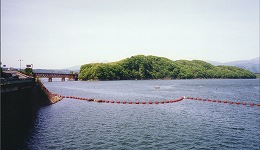 釜房湖